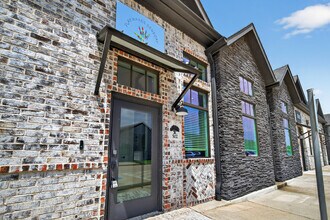 2035 N Mason Dr, Katy, TX à louer Photo de l’immeuble– Image 1 sur 25