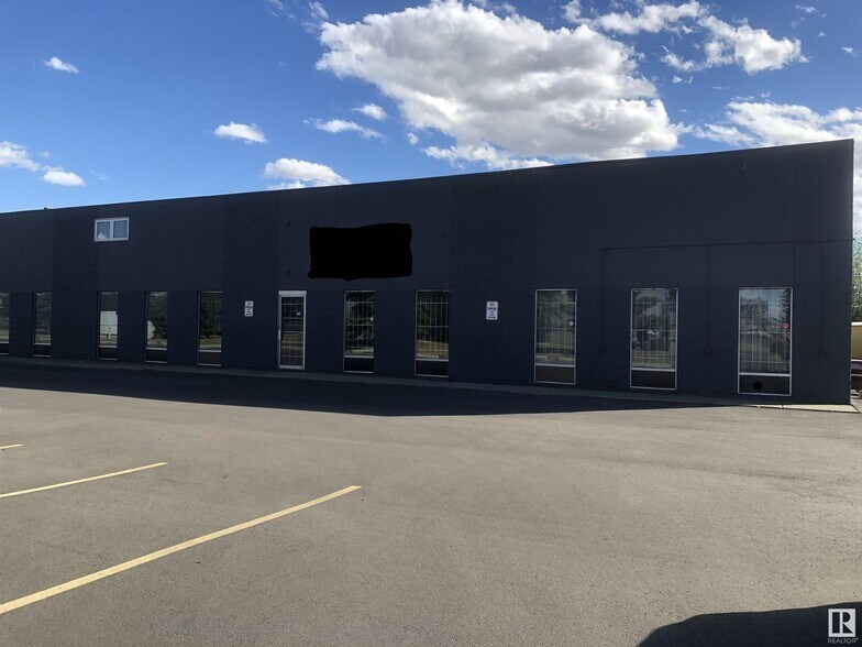 4303-4335 78th Ave, Edmonton, AB à vendre - Photo de l’immeuble – Image 2 sur 2