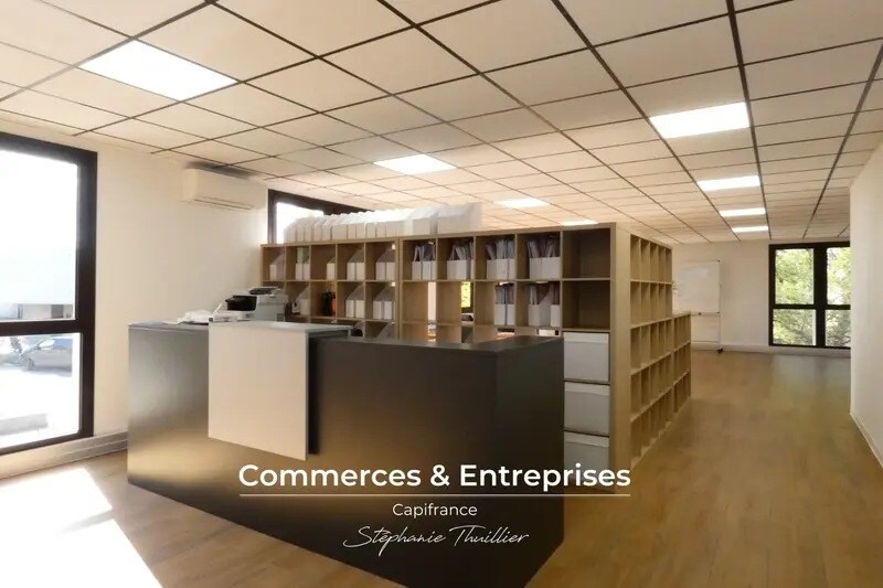 Bureau dans Aix-en-Provence à louer Photo intérieure– Image 1 sur 12