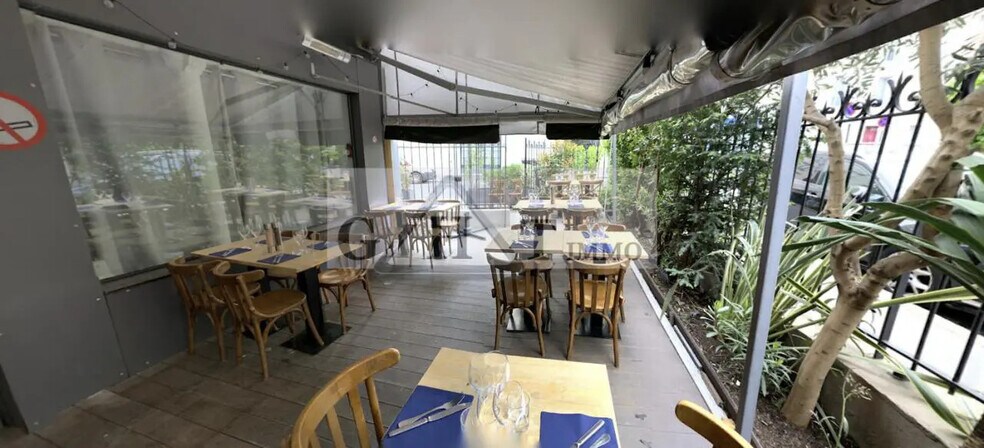 Local commercial dans Paris à louer - Photo de l’immeuble – Image 1 sur 6