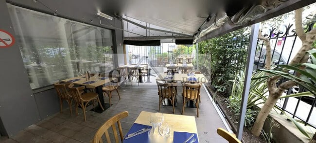 Plus de détails pour Local commercial à louer