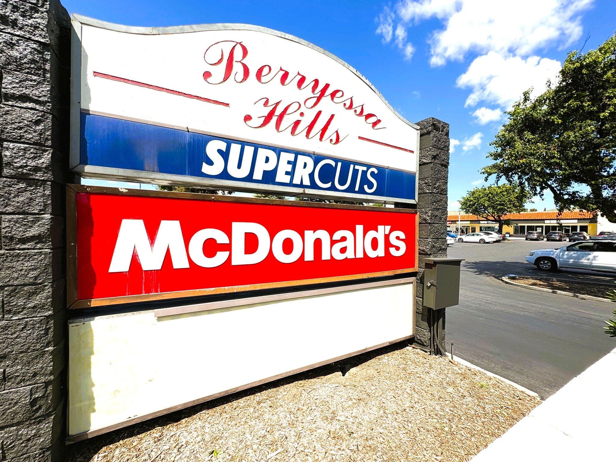 1142-1198 N Capitol Ave, San Jose, CA à louer Photo principale– Image 1 sur 42