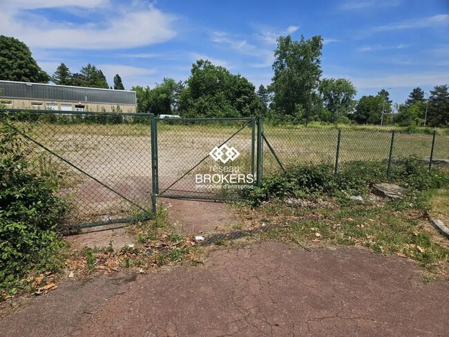 Plus de détails pour Terrain à vendre