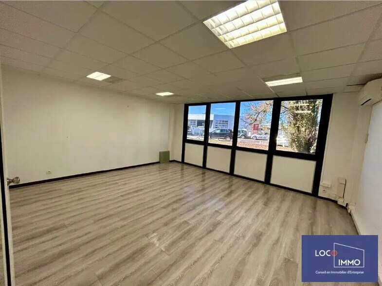 Bureau dans Mérignac à louer - Photo de l’immeuble – Image 2 sur 4