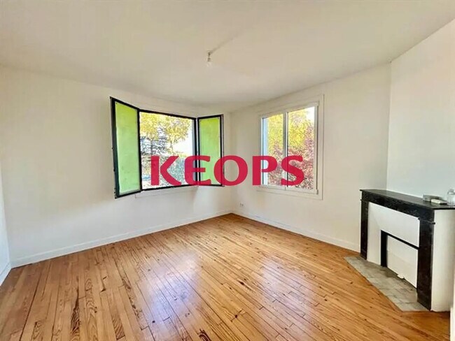 Plus de détails pour 50 Route De Paris, Fenouillet - Bureau à louer