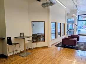 1322 W Broad St, Richmond, VA à louer Photo intérieure– Image 2 sur 17