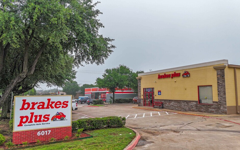 6017 S Cooper St, Arlington, TX à vendre - Photo de l’immeuble – Image 1 sur 2