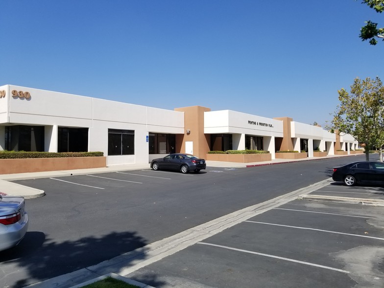 937 S Via Lata, Colton, CA à vendre - Photo de l’immeuble – Image 2 sur 18