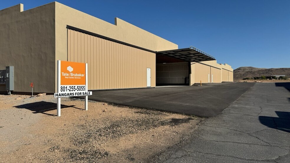 1403 W 4490 S, Hurricane, UT à vendre - Photo de l’immeuble – Image 2 sur 15