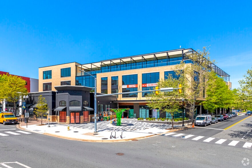 1440 N Edgewood St, Arlington, VA à louer - Photo de l’immeuble – Image 1 sur 5
