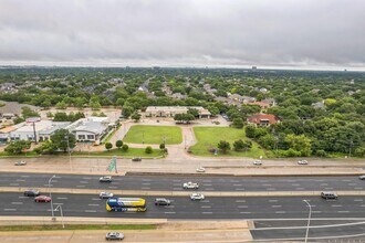 17980 Dallas Pky, Dallas, TX - Vue aérienne  vue de carte - Image1