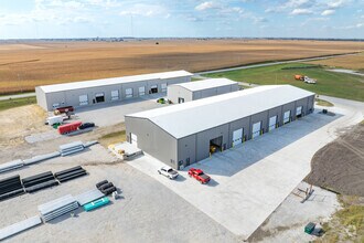 1407 NW Laurel St, Elkhart, IA - VUE AÉRIENNE vue de carte - Image1