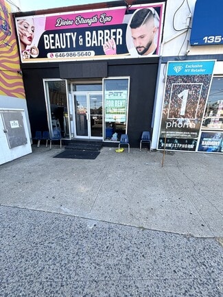 Plus de détails pour 135-26 Cross Bay Blvd, Ozone Park, NY - Local commercial à louer