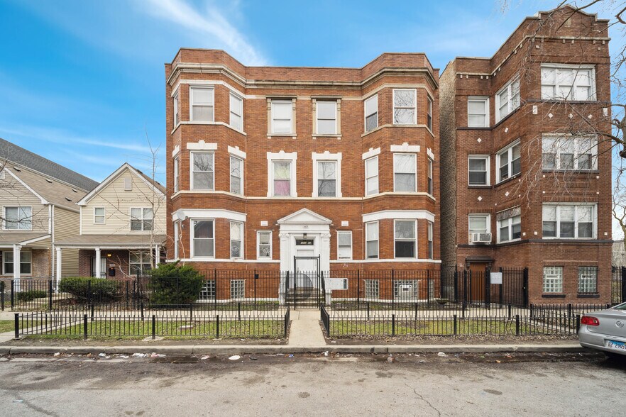 1453 S Springfield Ave, Chicago, IL à vendre - Photo de l’immeuble – Image 2 sur 14