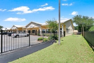 855 E Plant St, Winter Garden, FL à louer Autre– Image 1 sur 2