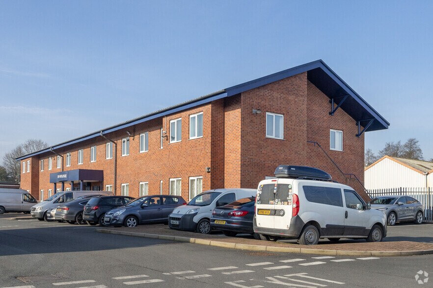 Brook St, Tipton à louer - Photo principale – Image 1 sur 2