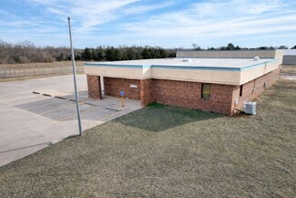 Plus de détails pour 1701 E 1st St, Chandler, OK - Local d'activités à louer