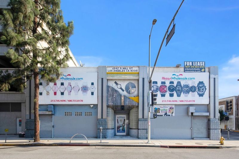 1240-1246 S Hill St, Los Angeles, CA à vendre - Photo de l’immeuble – Image 2 sur 13