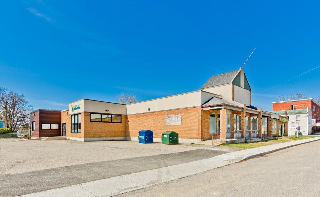 22 Rue Saint-Joseph, Sherbrooke, QC à louer Photo principale– Image 1 sur 15