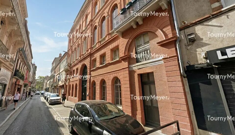 Bureau dans Toulouse à louer Photo de l’immeuble– Image 1 sur 9