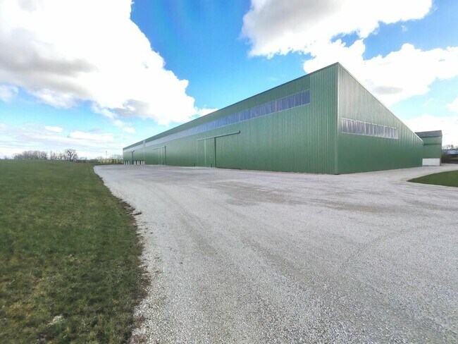 Plus de détails pour Industriel/Logistique à louer