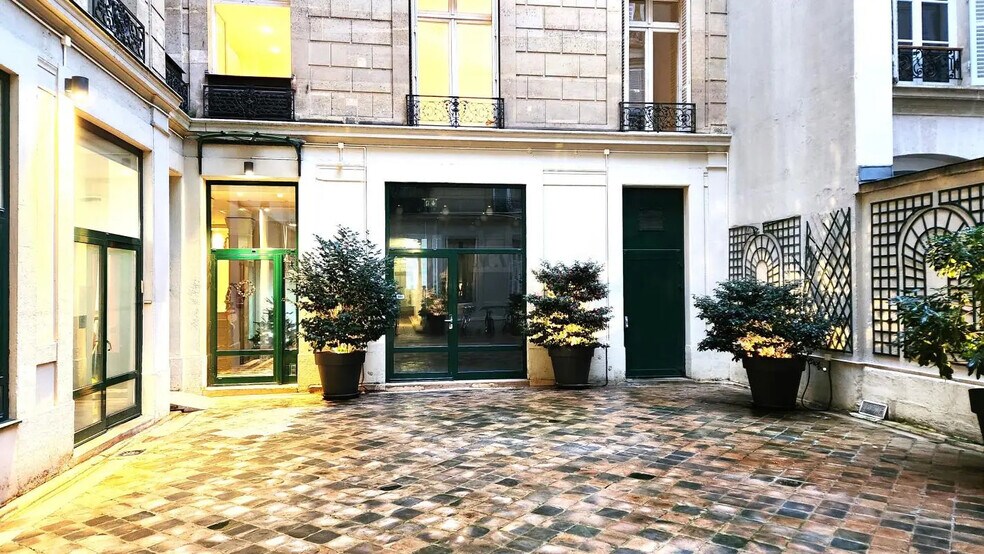 Bureau dans Paris à louer - Photo de l’immeuble – Image 1 sur 9