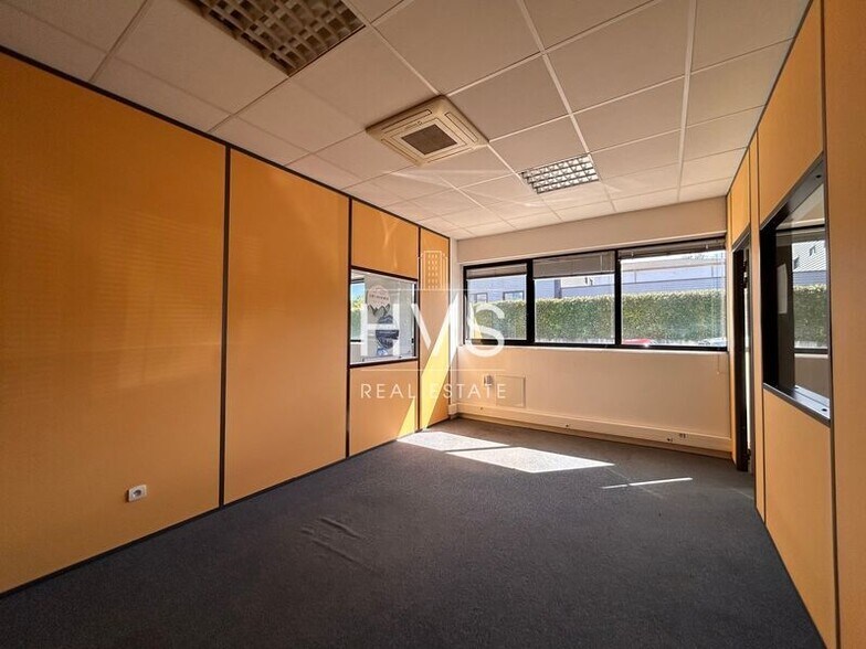 532 Avenue Des Chasseens, Gardanne à louer - Photo intérieure – Image 3 sur 6