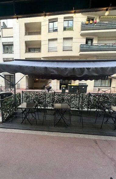 Local commercial dans Levallois-Perret à louer - Photo de l’immeuble – Image 3 sur 5