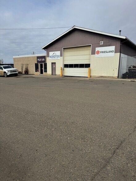 214 Jamieson ave, Picture Butte, AB à louer - Photo de l’immeuble – Image 2 sur 12
