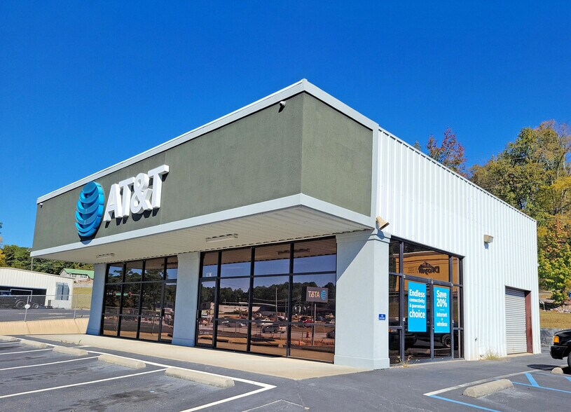 1628 Pelham Rd S, Jacksonville, AL à vendre - Photo de l’immeuble – Image 3 sur 6