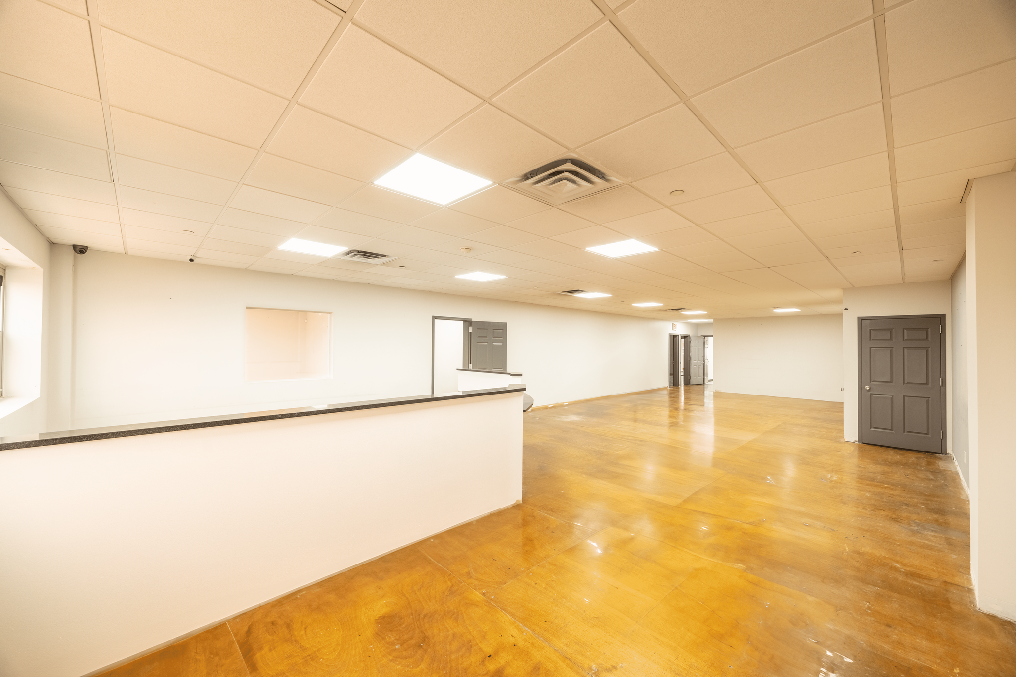 58-46 59th St, Maspeth, NY à louer Photo principale– Image 1 sur 10