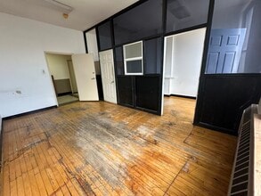 4554 N Broadway, Chicago, IL à louer Photo intérieure– Image 2 sur 5