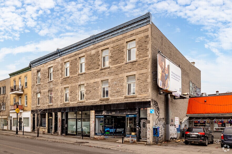 3831-3849 Sainte-Catherine E, Montréal, QC à louer - Photo de l’immeuble – Image 1 sur 4