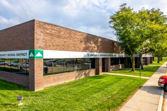Plus de détails pour 11100-11190 Aurora Ave, Urbandale, IA - Local d'activités à louer