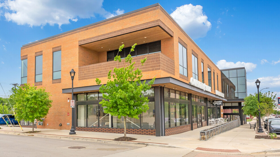 601 S Main St, Fort Worth, TX à louer - Photo de l’immeuble – Image 1 sur 18