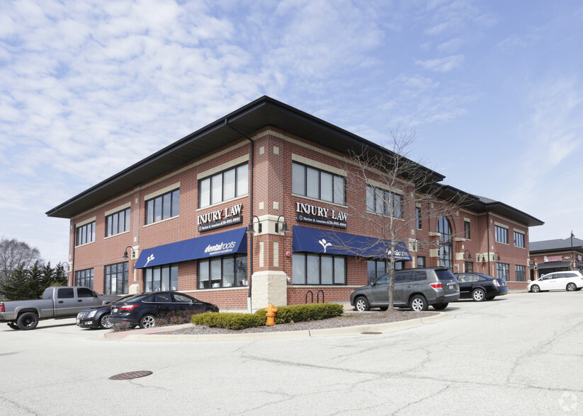 4015 Plainfield-Naperville Rd, Naperville, IL à louer - Photo de l’immeuble – Image 3 sur 9