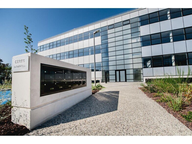 1 Rue Du Professeur Pierre Vellas, Toulouse à louer - Photo de l’immeuble – Image 1 sur 17