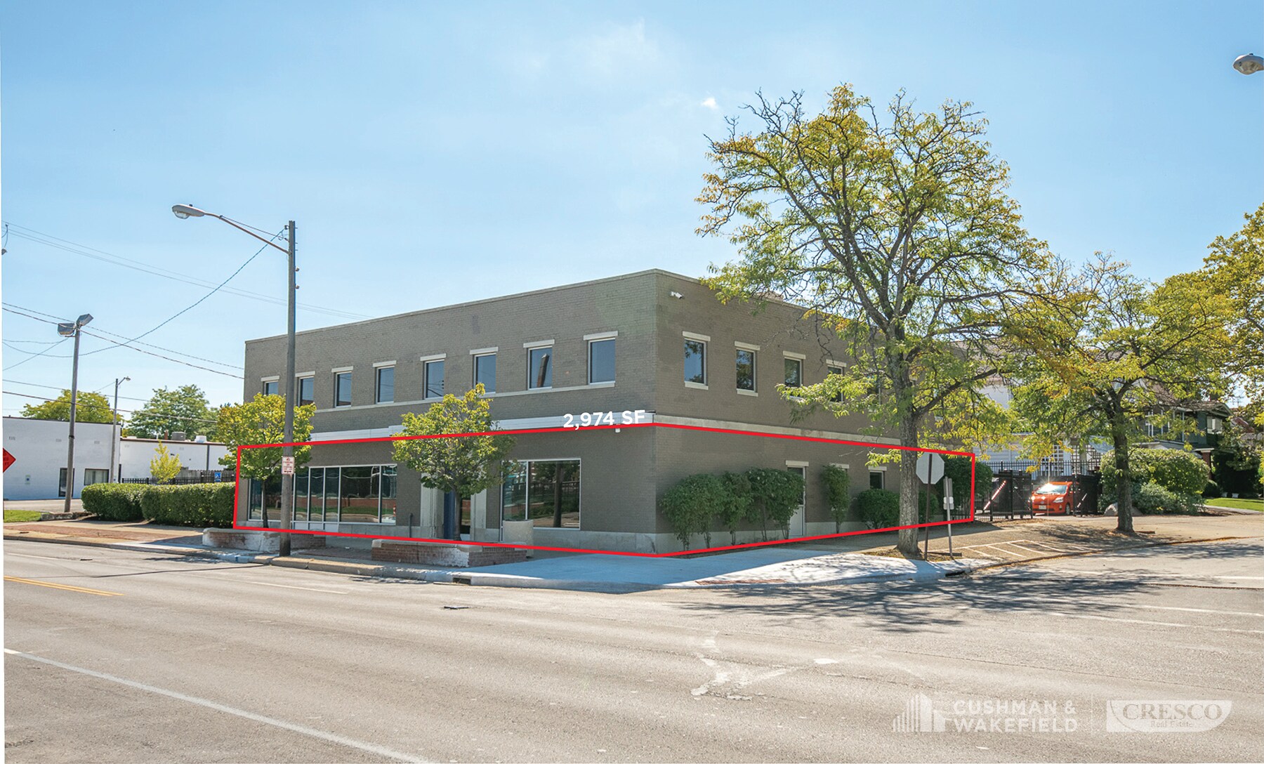 16102 Chagrin Blvd, Shaker Heights, OH à louer Photo de l’immeuble– Image 1 sur 12