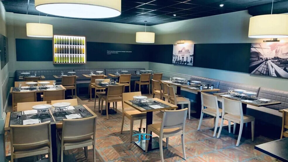 Local commercial dans Le Haillan à louer - Photo intérieure – Image 2 sur 5