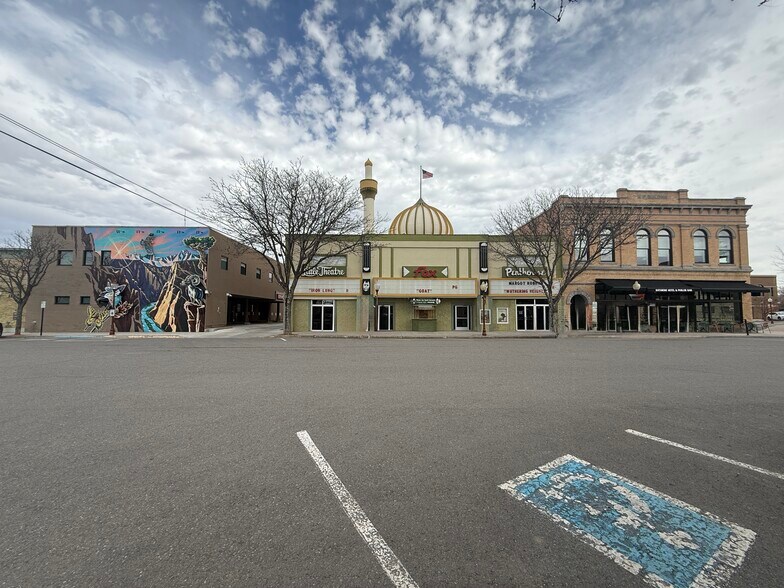 27 S Cascade Ave, Montrose, CO à vendre - Photo principale – Image 1 sur 27