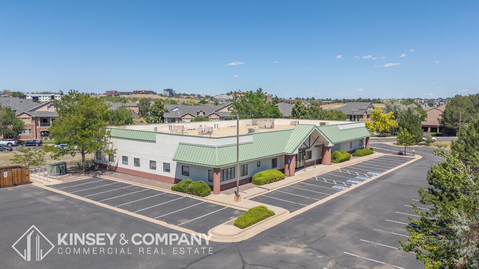 8889 Fox Dr, Thornton, CO à louer - Photo de l’immeuble – Image 3 sur 12