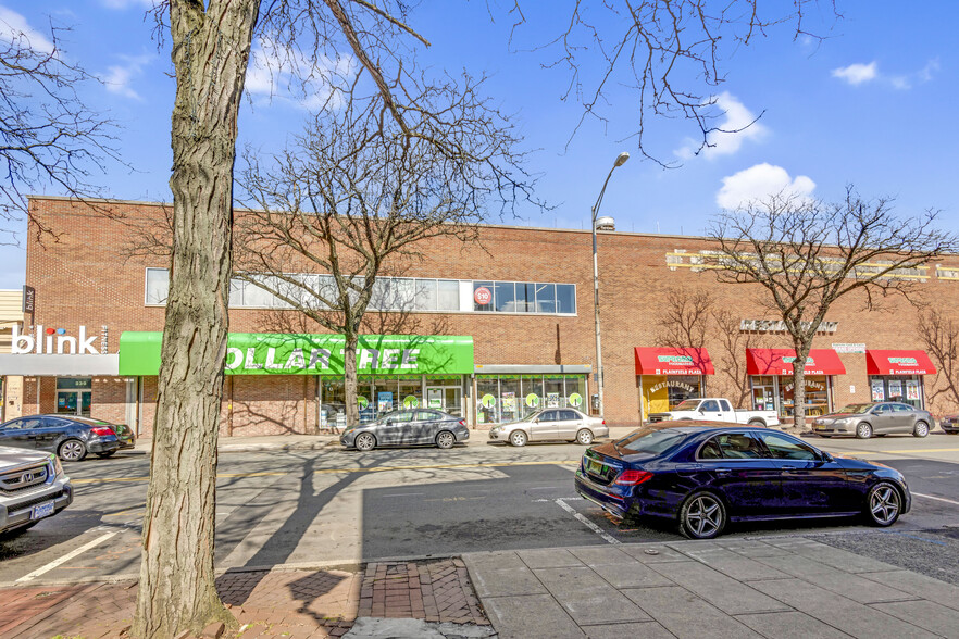 235-239 E Front St, Plainfield, NJ à louer - Photo de l’immeuble – Image 3 sur 4