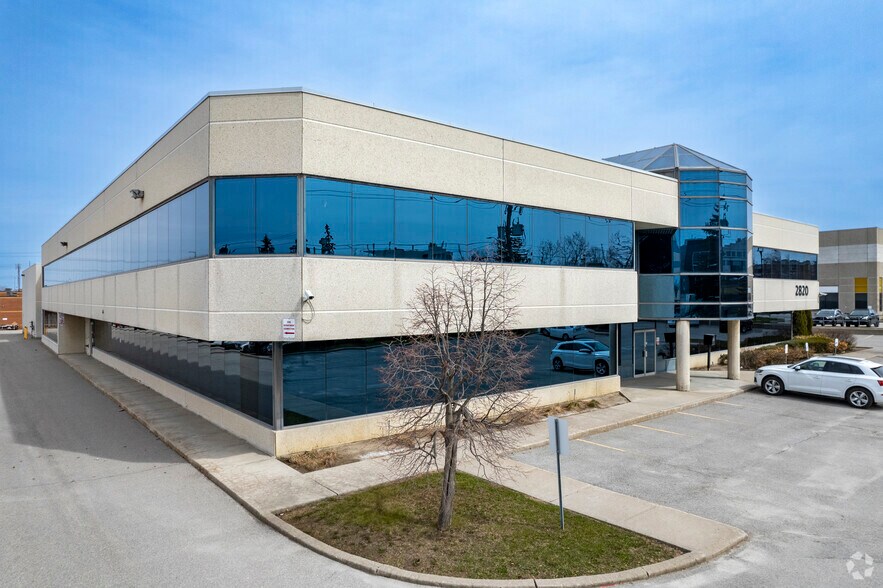 2820 14th Ave, Markham, ON à louer - Photo de l’immeuble – Image 2 sur 6