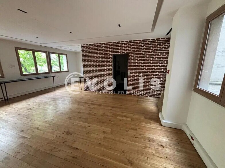 Bureau dans Paris à louer - Photo intérieure – Image 2 sur 4