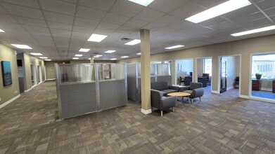 60 Main St, Hamburg, NY à louer Photo intérieure– Image 2 sur 8