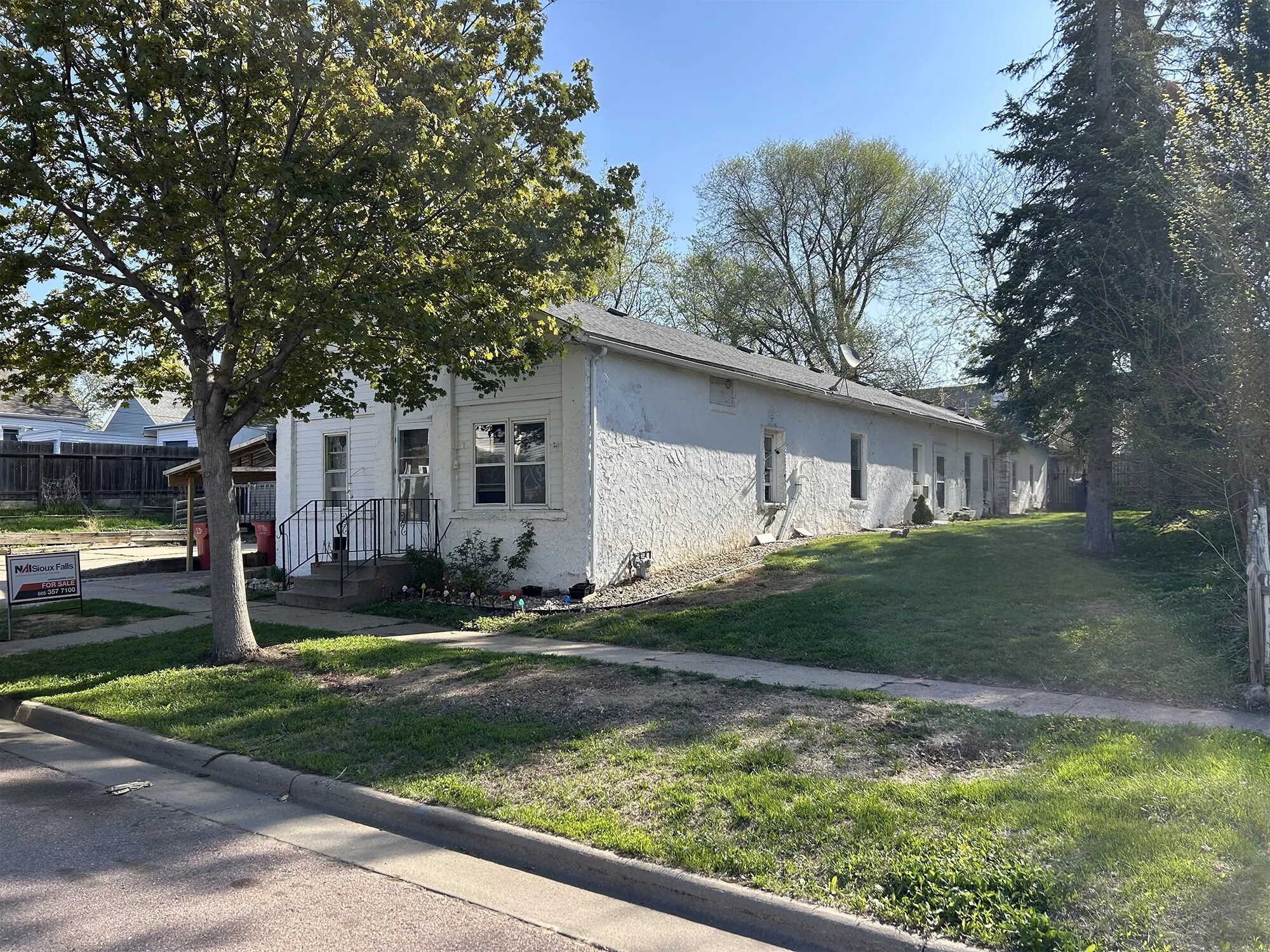 516 N Walts Ave, Sioux Falls, SD à vendre Photo principale– Image 1 sur 12