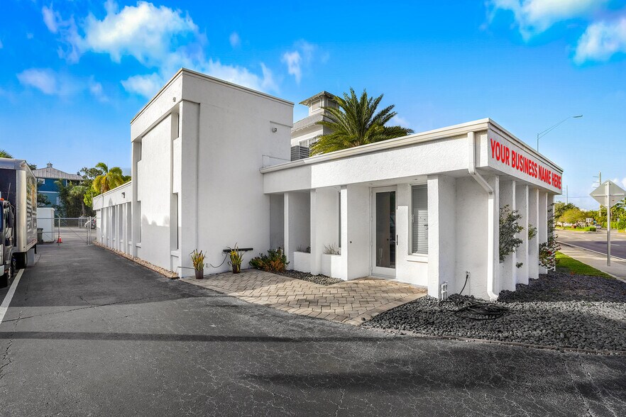 520 SW Federal Hwy, Stuart, FL à louer - Photo de l’immeuble – Image 2 sur 12