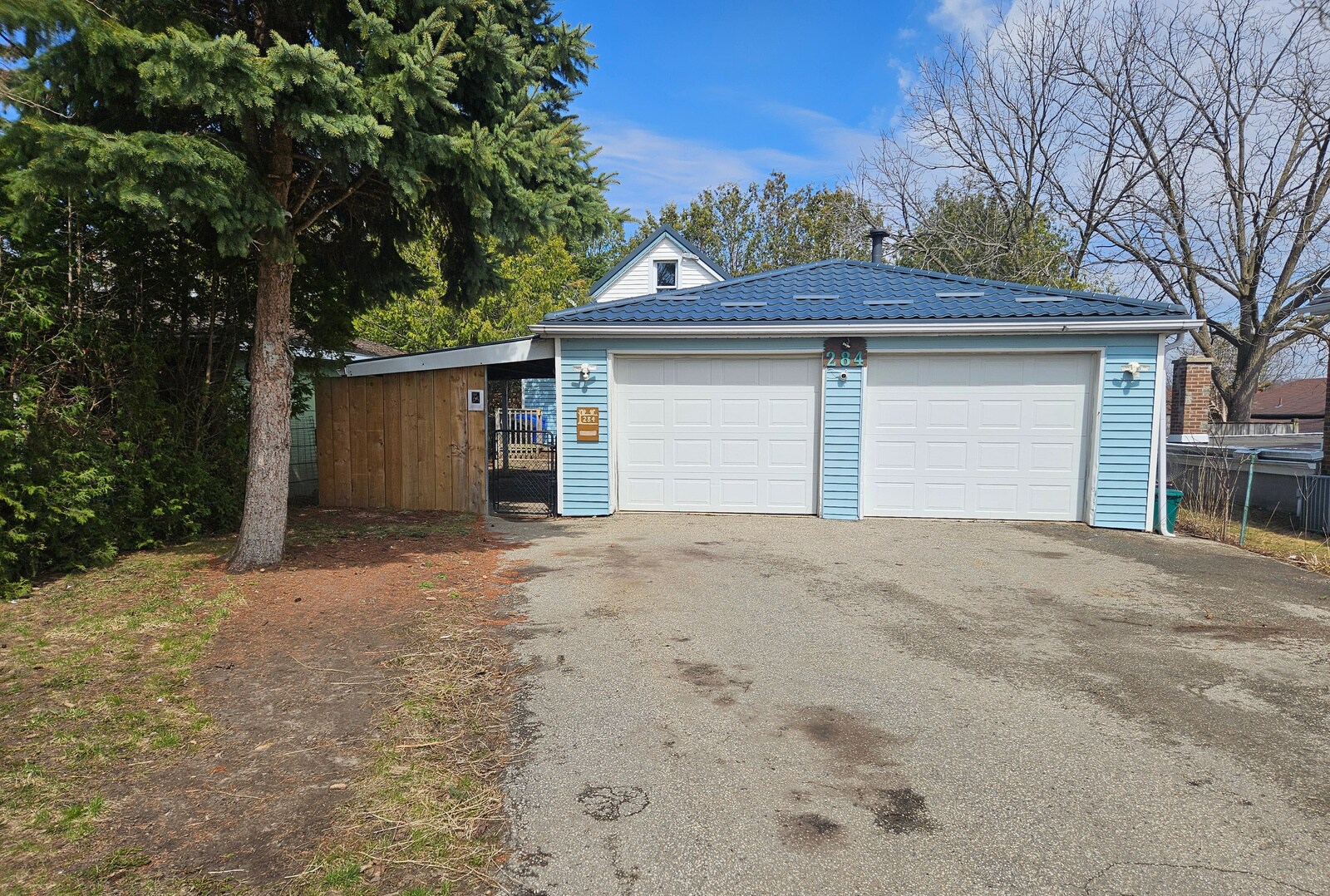 284 Lawrence Av, Kitchener, ON à vendre Photo de l’immeuble– Image 1 sur 4