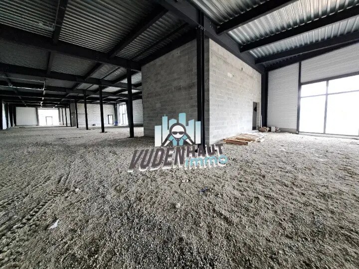 Local d’activités dans Pinsaguel à louer Photo de l’immeuble– Image 1 sur 8