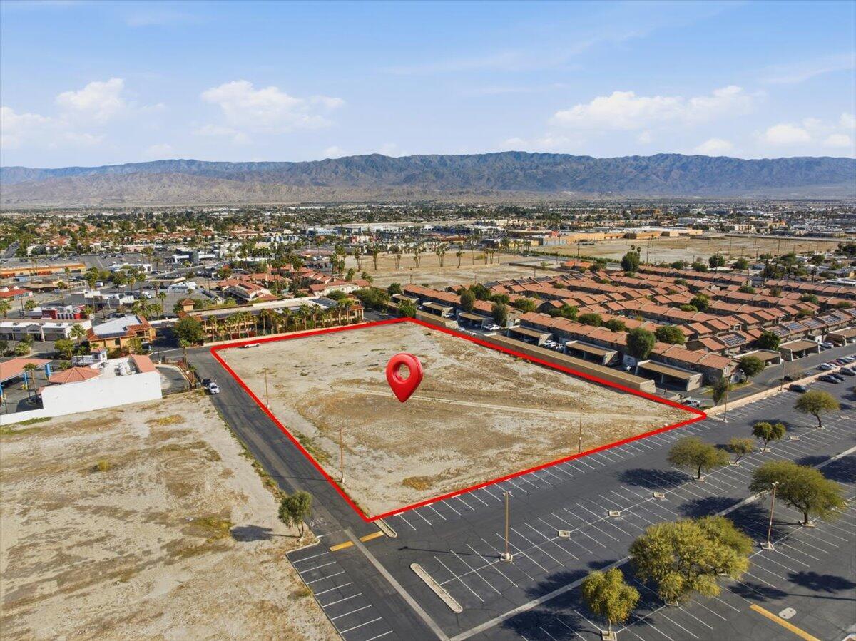 81729 Highway 111, Indio, CA à vendre Photo de l’immeuble– Image 1 sur 11